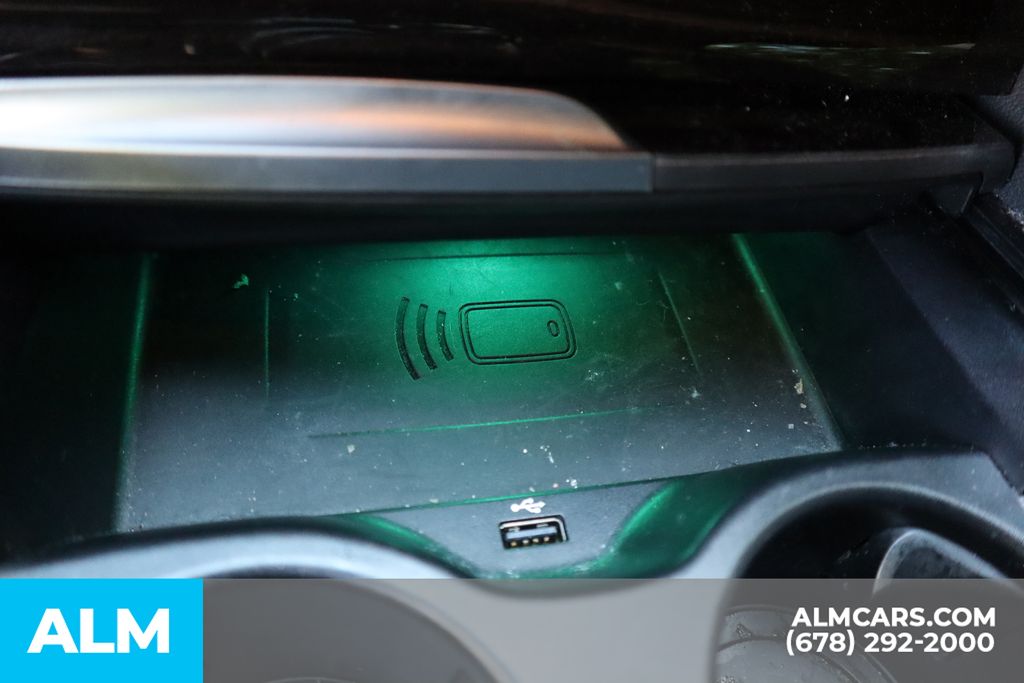 Used 2023 Black BMW 540i image 32