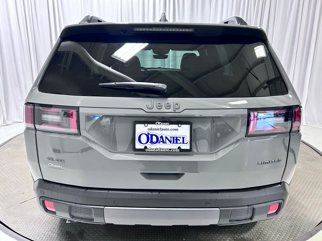 new 2026 Jeep Cherokee car, priced at $43,185