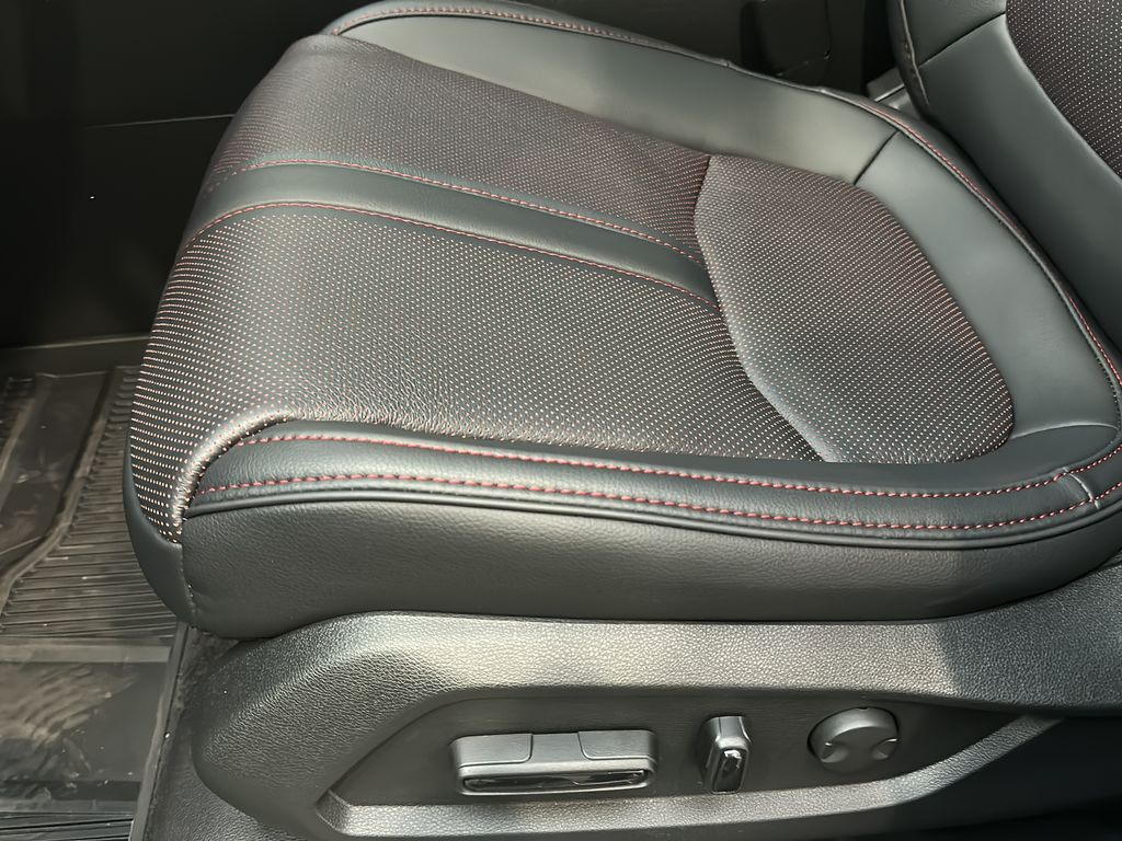 2026 Honda Pilot Black Edition - Photo 13
