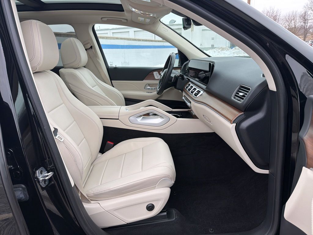 Thumbnail: 2024 Mercedes-Benz GLE - 26