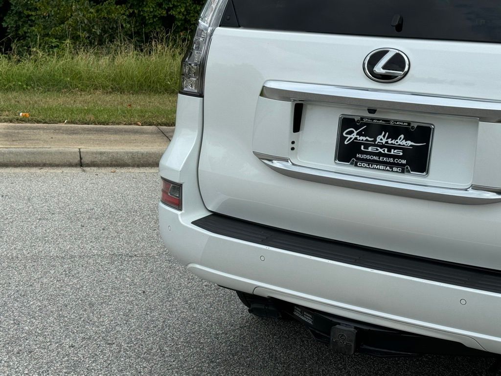 2020 Lexus GX 460 14