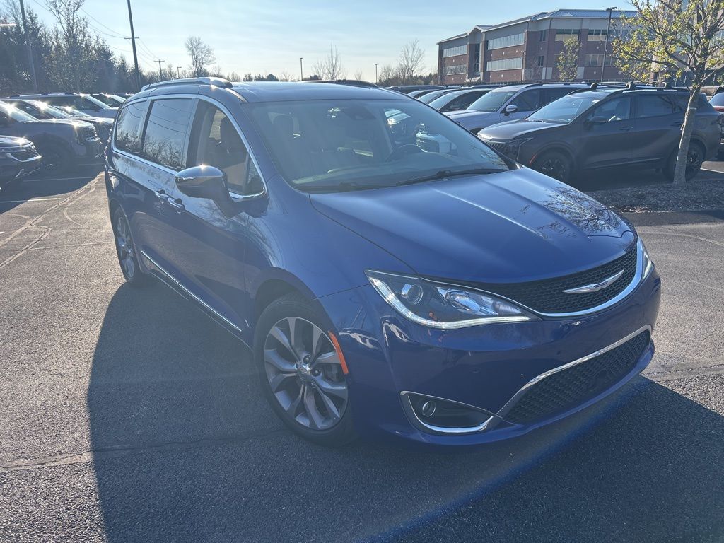 Ocean Blue Metallic 2020 Chrysler Pacifica Limited FWD Minivan Front-Wheel Drive 9-Speed Automatic