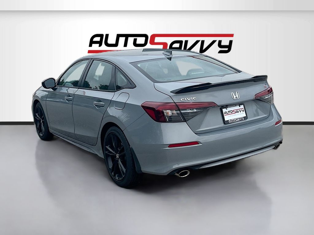 Used 2025 Gray Honda  image 5