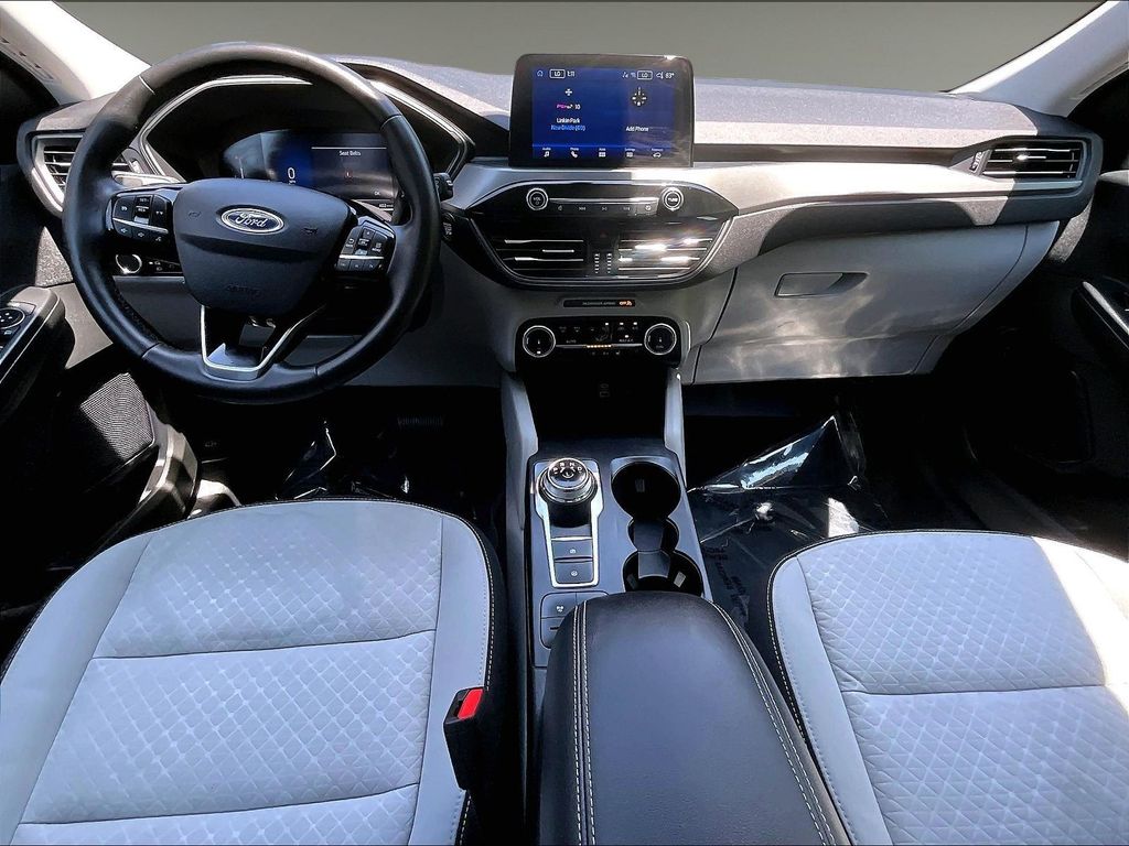 2023 Ford Escape — photo 16