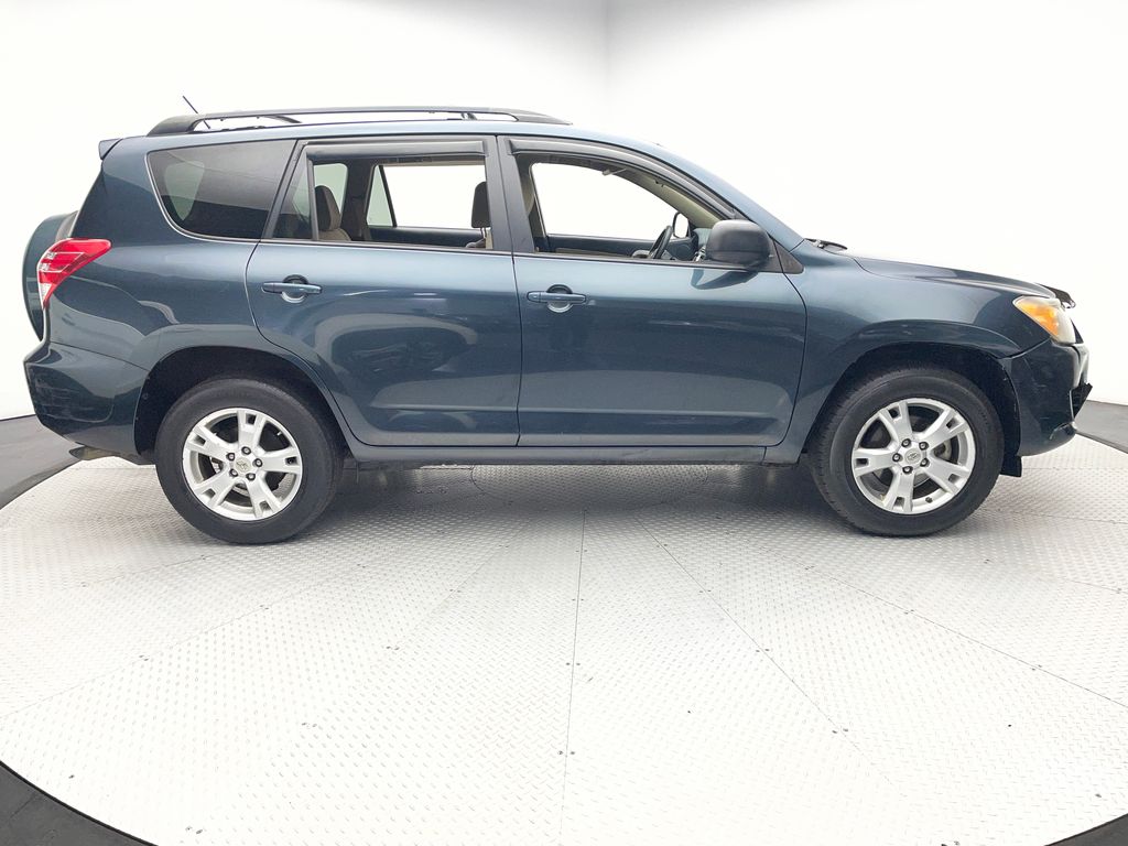 Thumbnail: 2012 Toyota RAV4 - 4