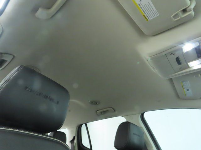 Thumbnail: 2023 GMC Acadia - 19