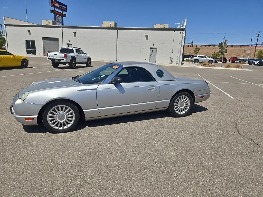 2005 Ford Thunderbird Deluxe RWD