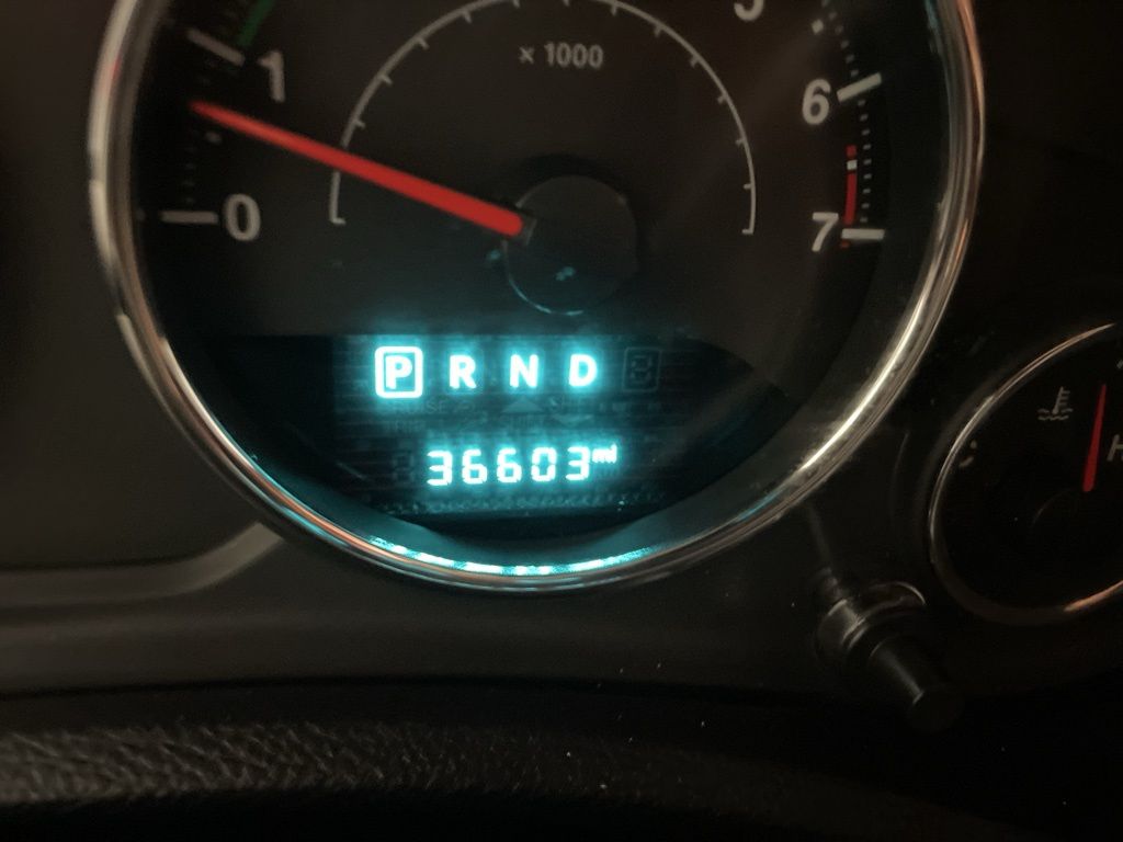 Used 2018 Black Jeep Unlimited Sahara image 14