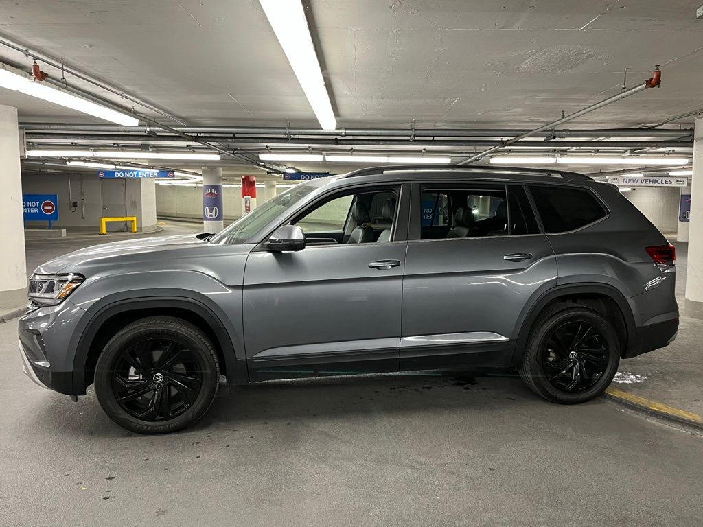 2022 Volkswagen Atlas 3.6L V6 SE w/Technology 33