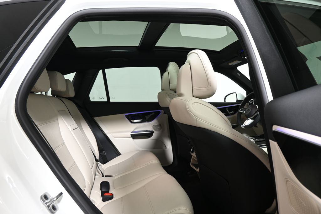 Thumbnail: 2026 Mercedes-Benz GLC - 19