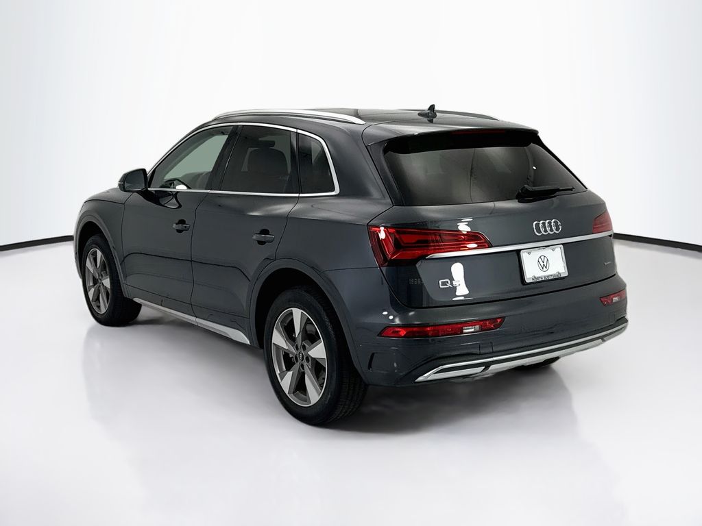 Thumbnail: 2023 Audi Q5 - 7