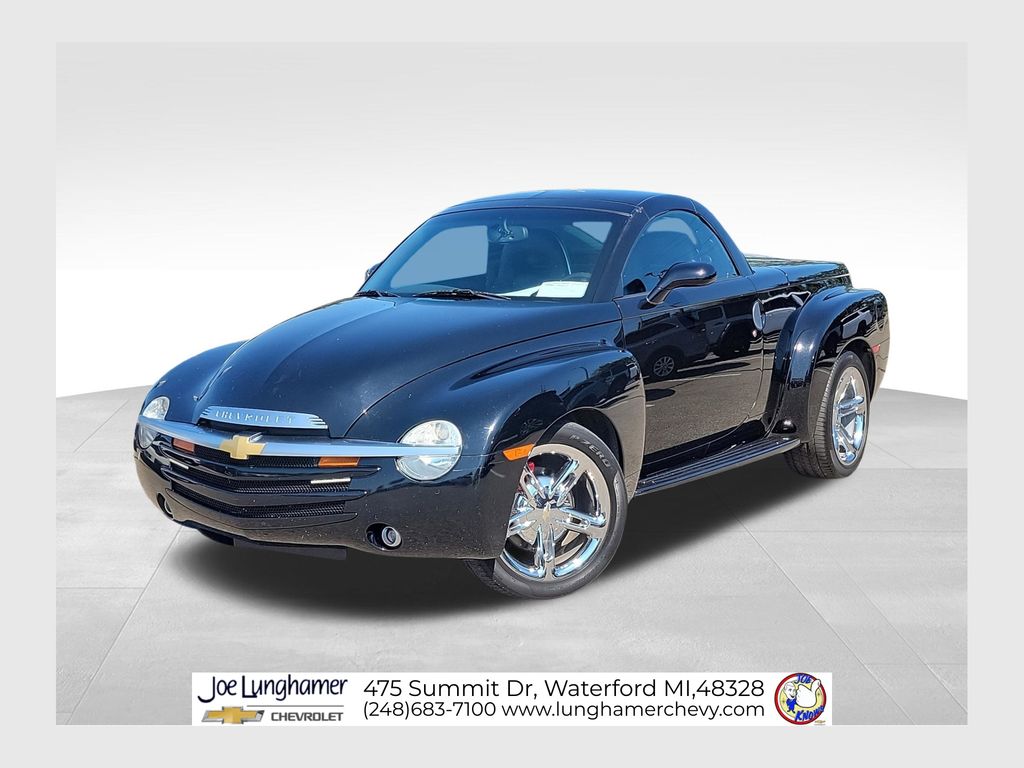 2004 Chevrolet SSR LS RWD