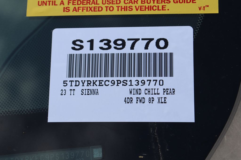 Thumbnail: 2023 Toyota Sienna - 7