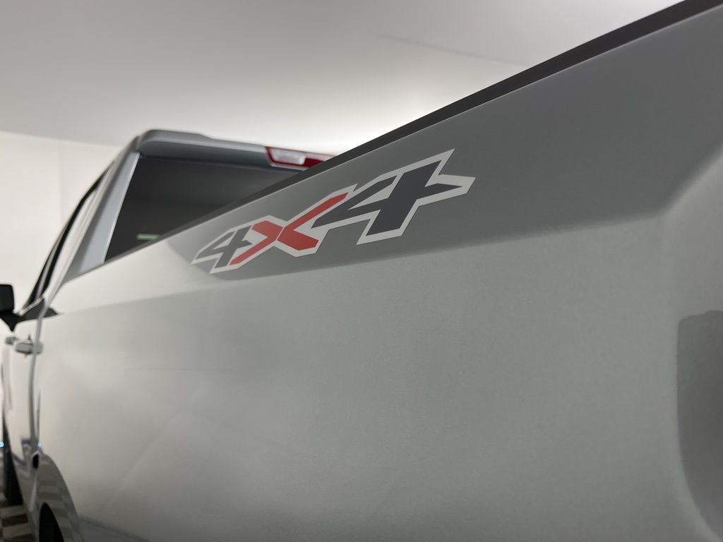 Thumbnail: 2026 Chevrolet Silverado 1500 - 20