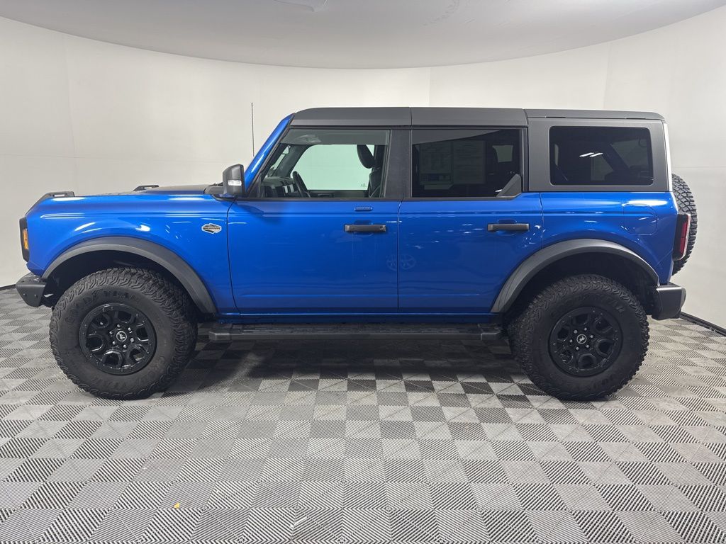 Thumbnail: 2022 Ford Bronco - 8