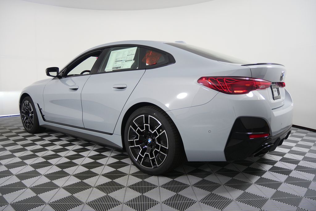Thumbnail: 2025 BMW 4 Series - 5