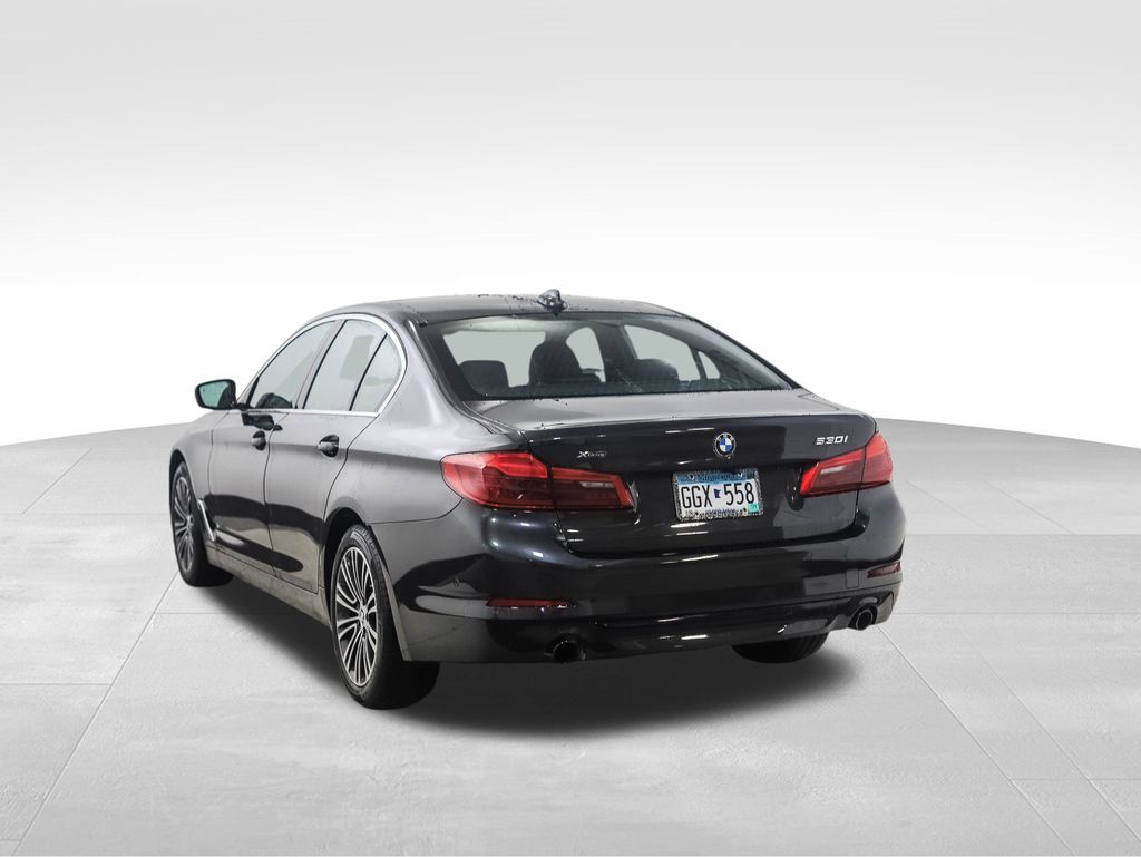 2020 BMW 5 Series 530i xDrive 3