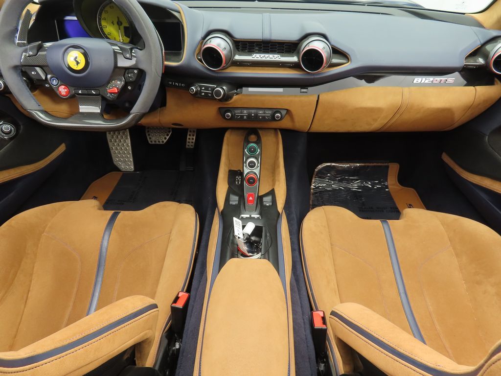 Thumbnail: 2021 Ferrari 812 - 21