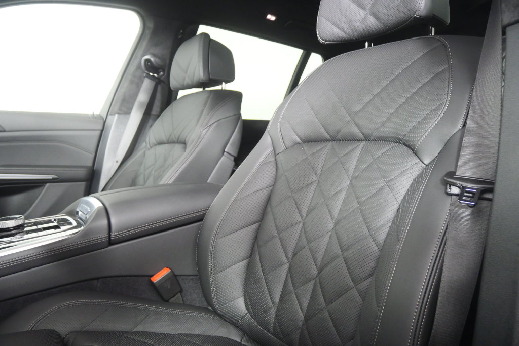 Thumbnail: 2027 BMW X7 - 12