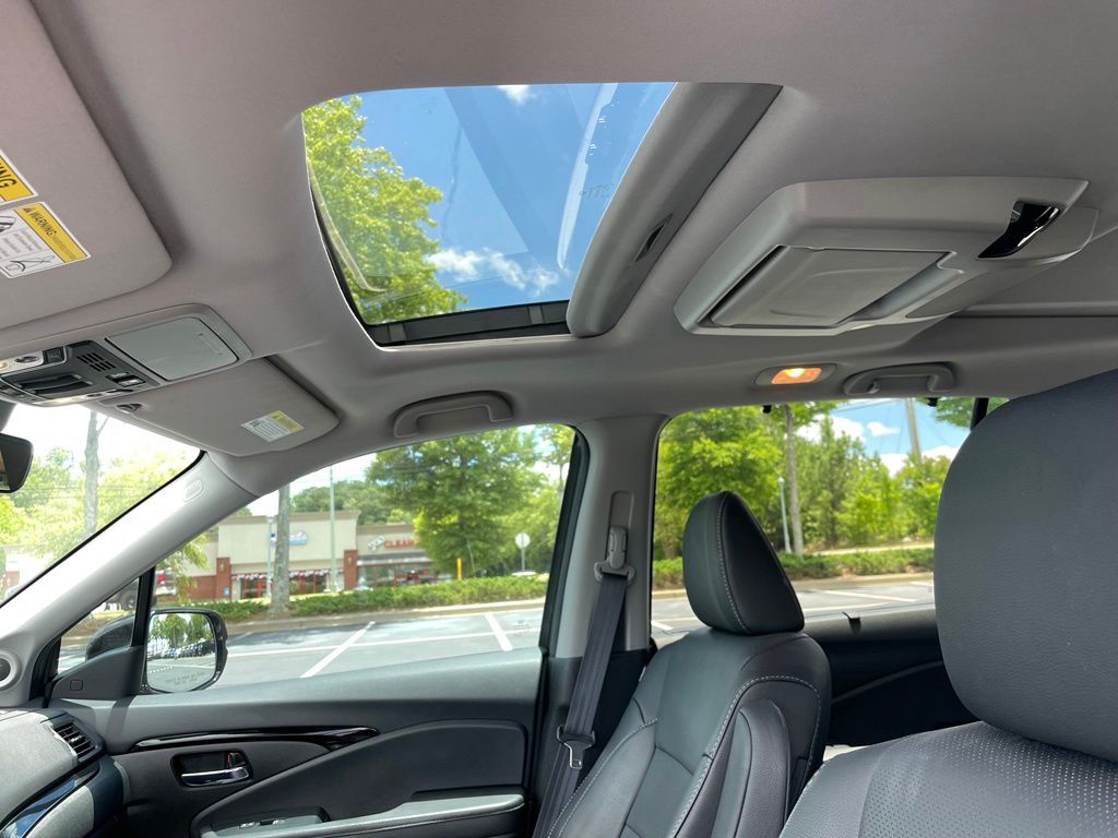 Thumbnail: 2022 Honda Pilot - 29