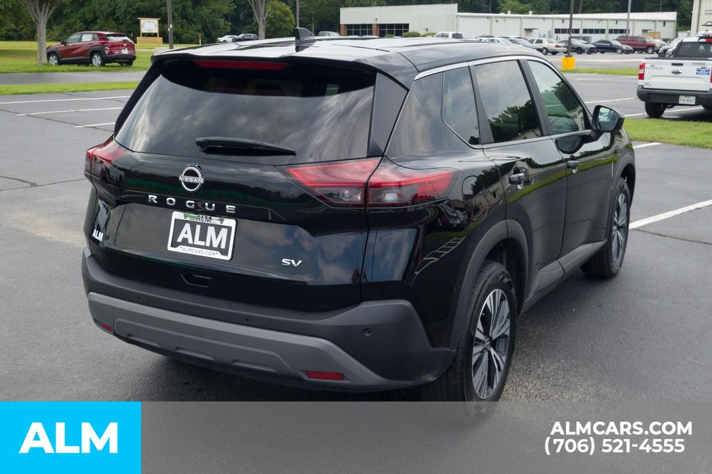 2023 Nissan Rogue SV photo 4