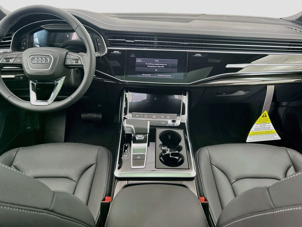 Thumbnail: 2026 Audi Q7 - 13