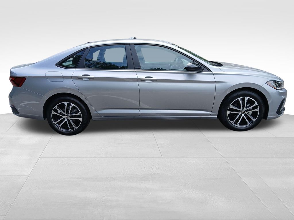 New 2026 Silver Volkswagen 1.5T Sport image 6