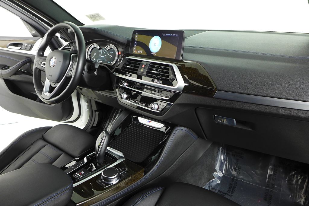 Thumbnail: 2019 BMW X4 - 14