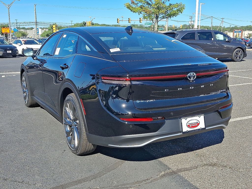 Thumbnail: 2026 Toyota Crown - 3