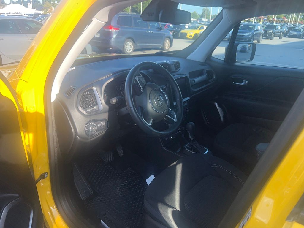 2023 Jeep Renegade Latitude