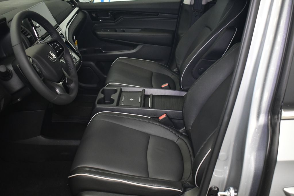Thumbnail: 2026 Honda Odyssey - 20