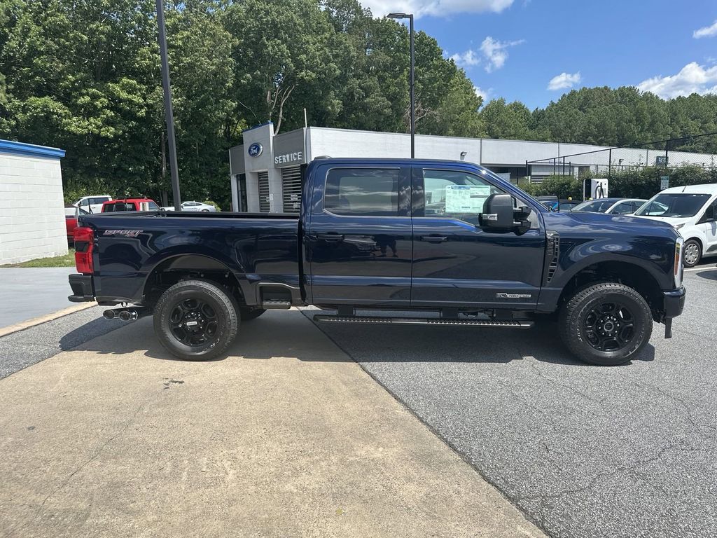 2024 Ford F-250SD XLT 8