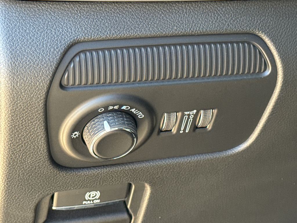New 2026 Jeep Grand Wagoneer SUV