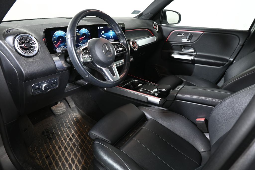 Thumbnail: 2022 Mercedes-Benz GLB - 4