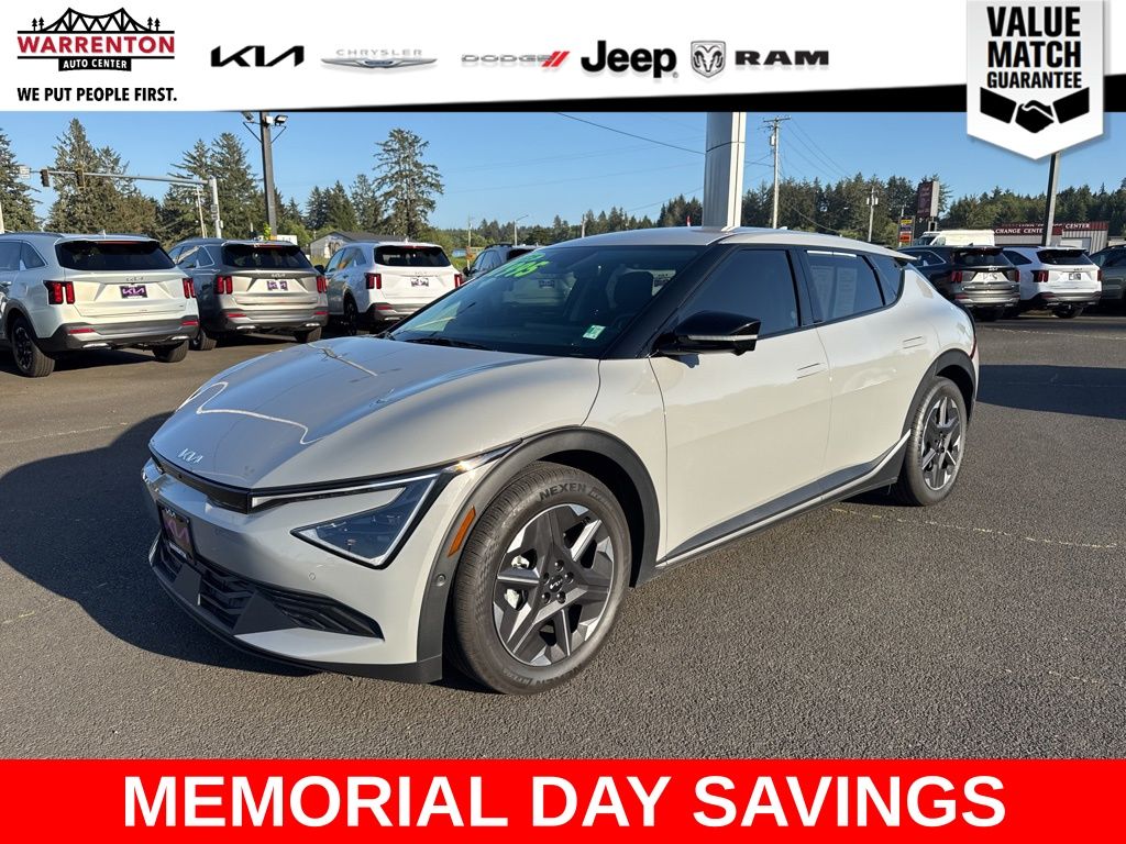 2025 Kia EV6 Light
