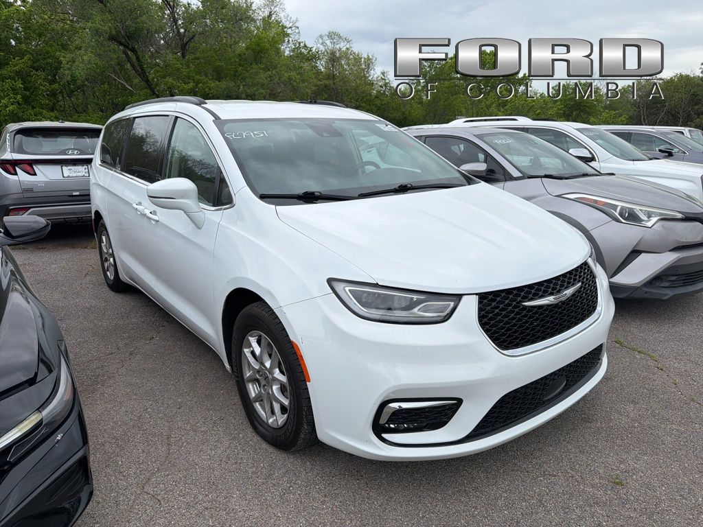 Bright White Clearcoat 2022 Chrysler Pacifica Touring L FWD Minivan Front-Wheel Drive 9-Speed Automatic