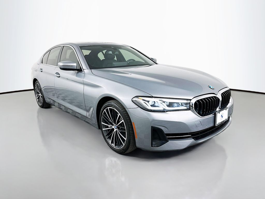 Thumbnail: 2023 BMW 5 Series - 3
