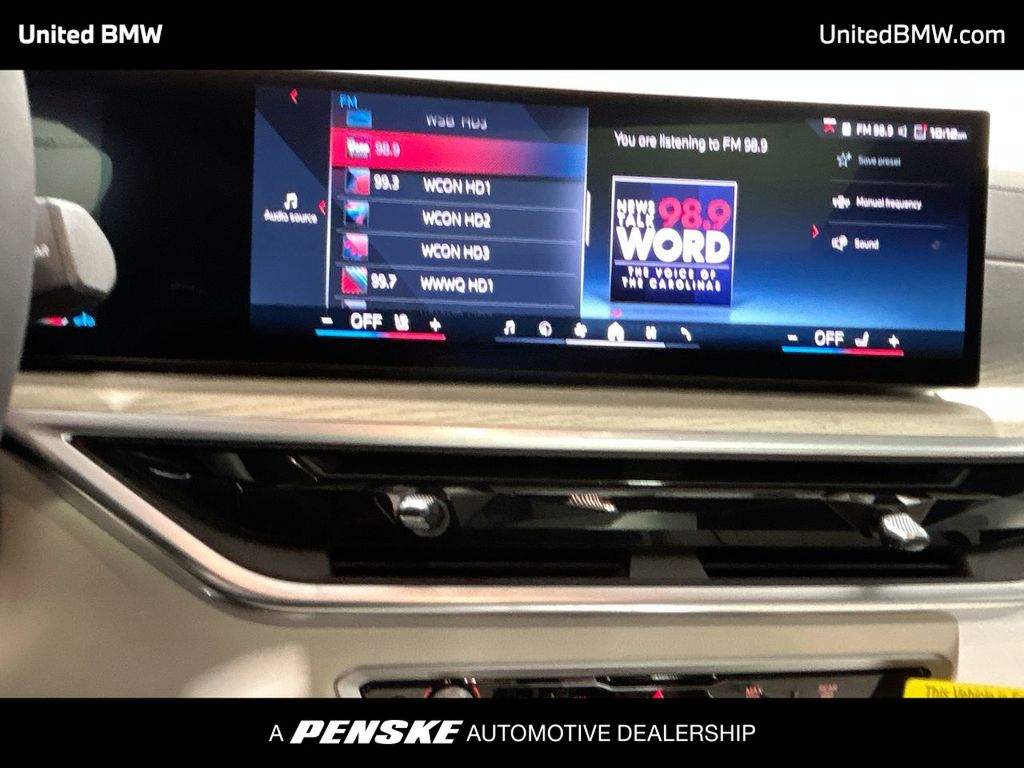 Thumbnail: 2026 BMW X7 - 16