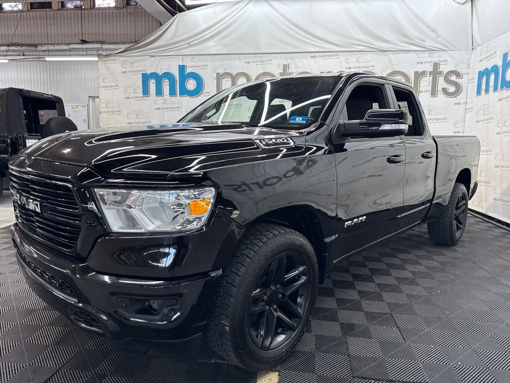 Diamond Black Crystal Pearlcoat 2019 RAM 1500 Pickup Truck Four-Wheel Drive 8-Speed Automatic