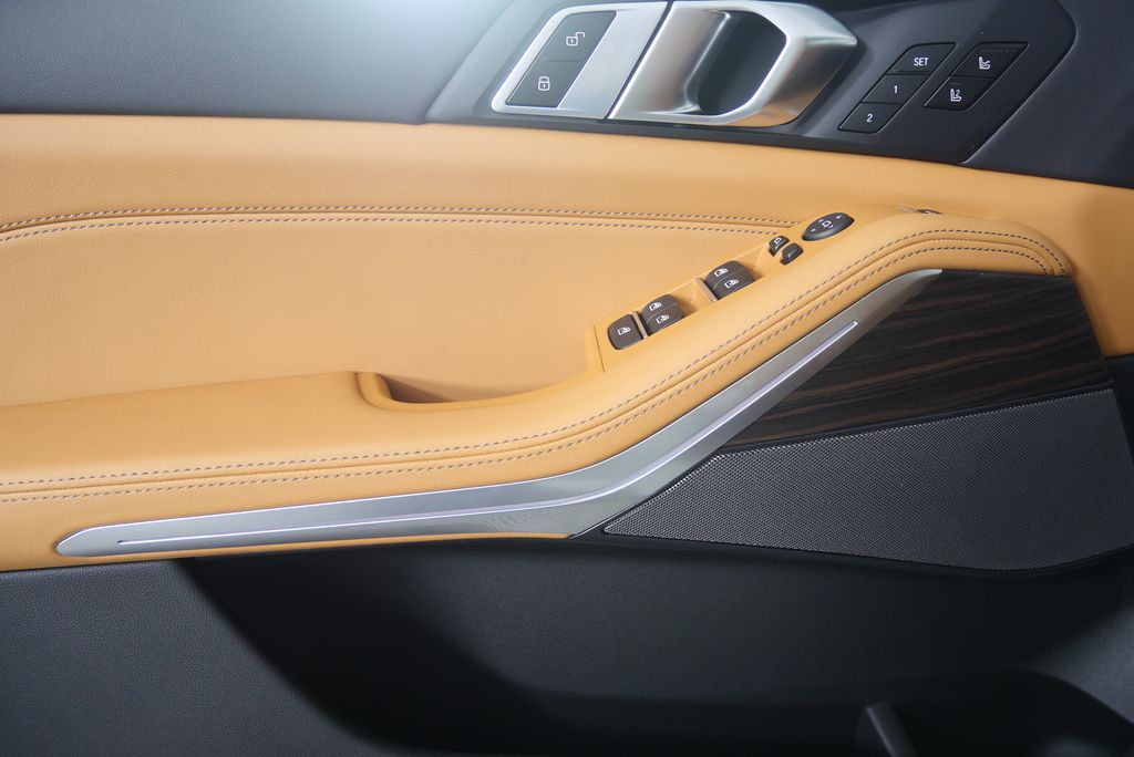 Thumbnail: 2026 BMW X5 - 9