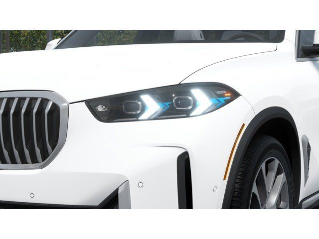 New 2026 White BMW xDrive40i image 6