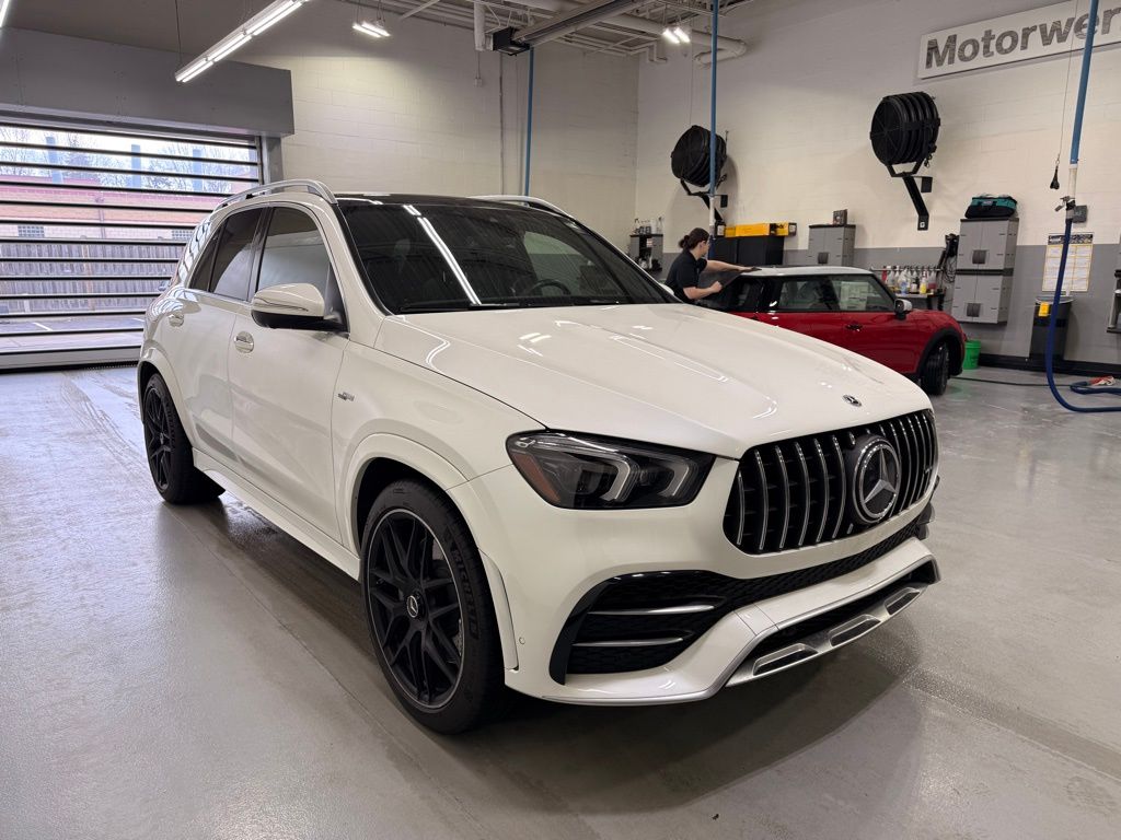 Thumbnail: 2023 Mercedes-Benz GLE - 7