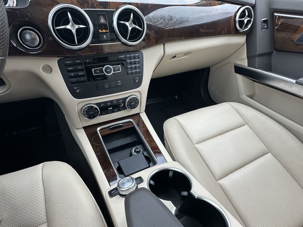 2015 Mercedes-Benz GLK GLK 350 32