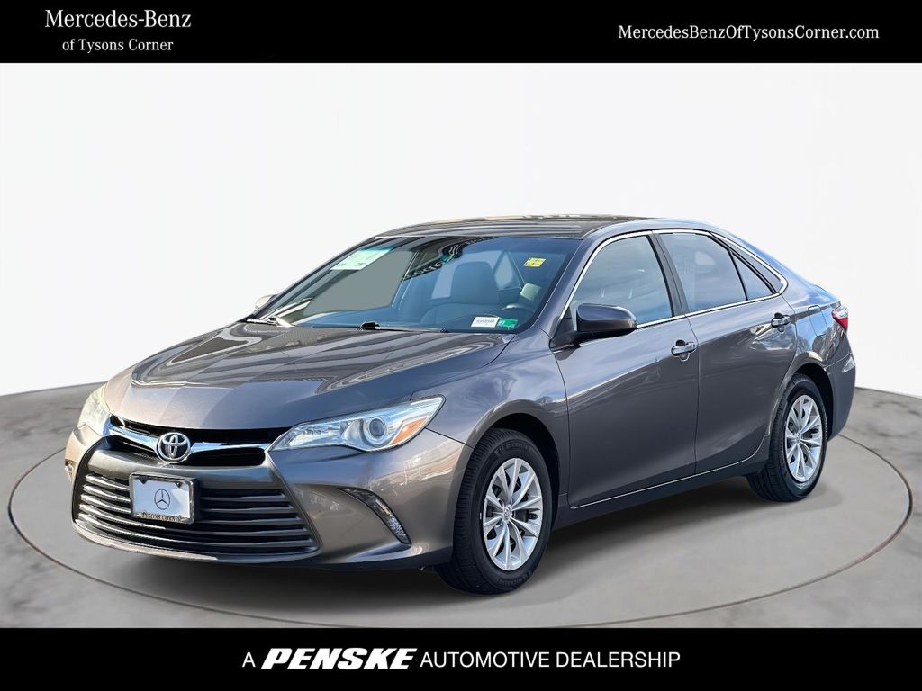 2015 Toyota Camry LE -
                Vienna, VA