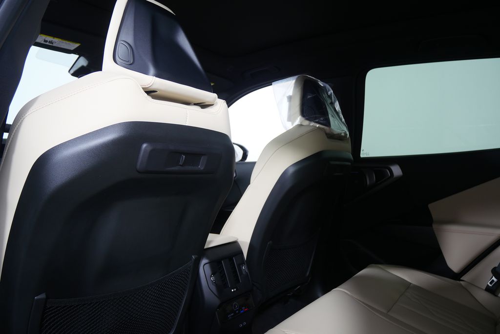 Thumbnail: 2026 BMW X3 - 17