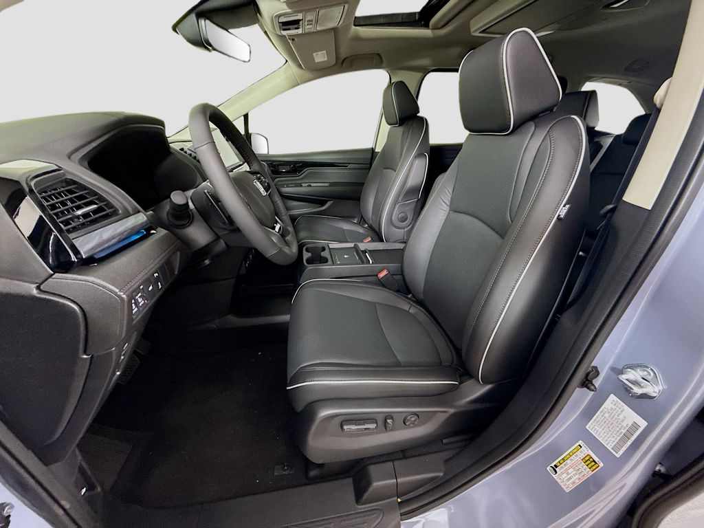 Thumbnail: 2026 Honda Odyssey - 20