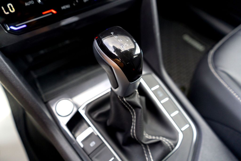 Used Car 2024 Volkswagen Tiguan  2.0t Se For Sale Under $25,000 In Taylor, Texas