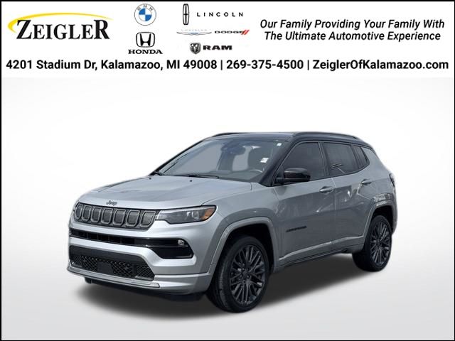 Billet Silver Metallic Clearcoat 2022 Jeep Compass SUV / Crossover Four-Wheel Drive 9-Speed Automatic
