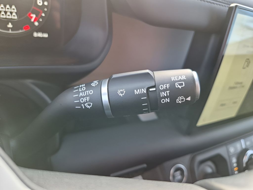 Used Car 2024 Land Rover Defender 130  X-dynamic Se For Sale Under $60,000 In Austin, Texas