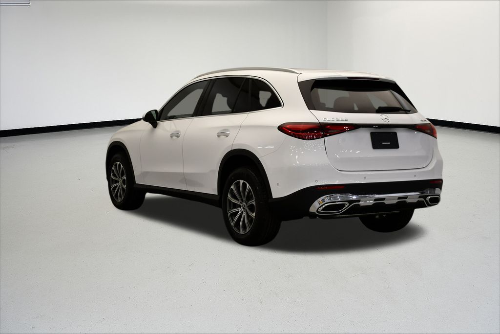 Thumbnail: 2026 Mercedes-Benz GLC - 3